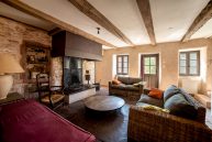 Le grand gîte salon du grand gîte de groupe Aveyron